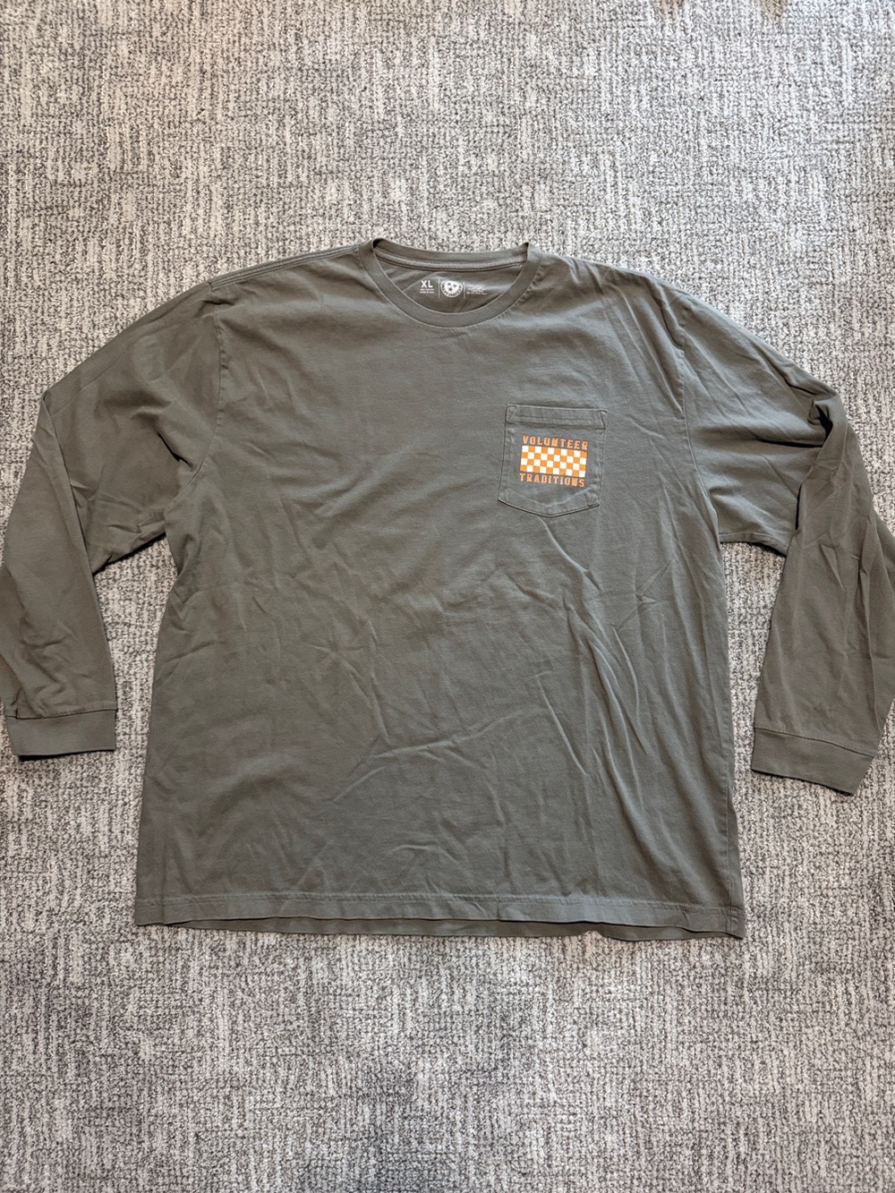 Tennessee Volunteers Gray Long Sleeve Pocket Tee - Volunteer Traditions